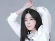 Sexy Korean Girl Phut Hon Dance